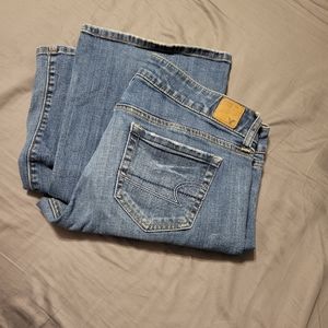 EUC American Eagle jeans